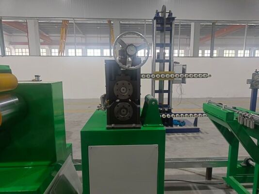 Roller Baja Paduan Berlapis Krom – Inti Embossing yang Menggabungkan Kekerasan dan Ketahanan Aus